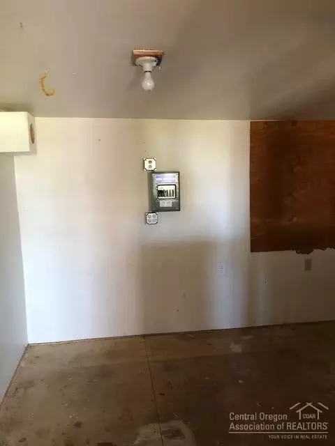 22129 Nelson Rd, Bend, OR 97701 photo 10