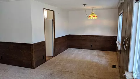 61103 Chuckanut Dr, Bend, OR 97702 photo 6