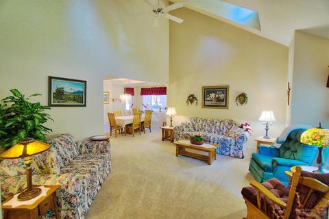 297 E Tyee Dr, Sisters, OR 97759 photo 4
