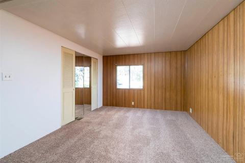 60909 Granite Dr, Bend, OR 97702 photo 15