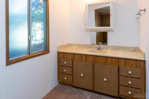 60909 Granite Dr, Bend, OR 97702 photo 17