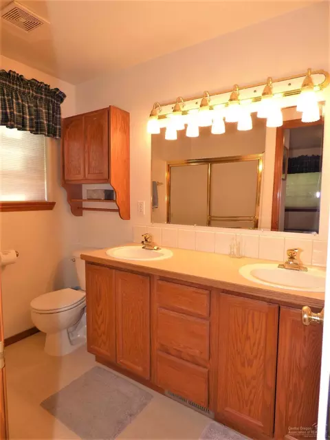 3365 NE Collier Ct, Bend, OR 97701 photo 11