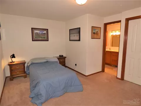3365 NE Collier Ct, Bend, OR 97701 photo 9
