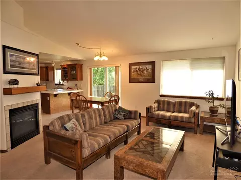 3365 NE Collier Ct, Bend, OR 97701 photo 7