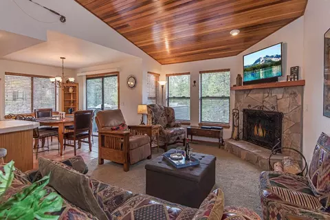 17776 W Core Rd, Sunriver, OR 97707 photo 1