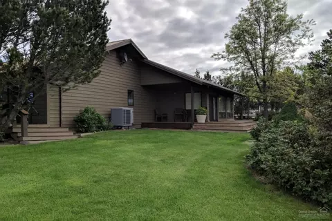 65850 74th Ln, Bend, OR 97703 photo 5