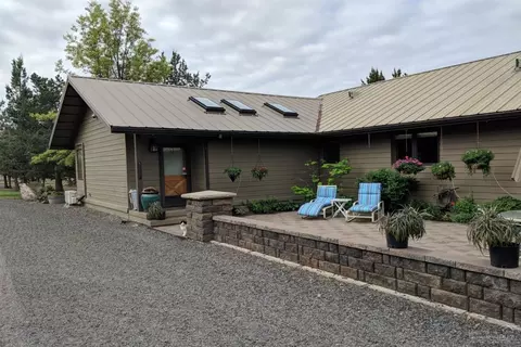 65850 74th Ln, Bend, OR 97703 photo 2