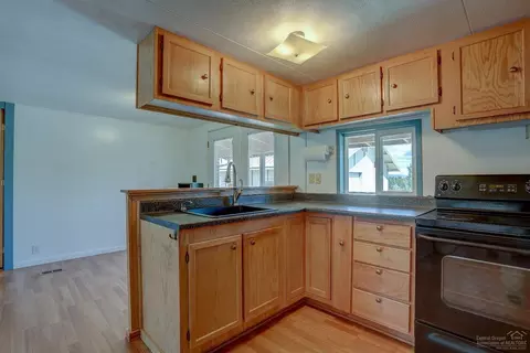 17541 Cascade Estates Dr, Bend, OR 97703 photo 9