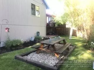 20587 Conifer Ave, Bend, OR 97702 photo 20