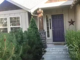 20587 Conifer Ave, Bend, OR 97702 photo 2