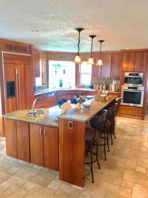 64300 Crosswinds Rd, Bend, OR 97703 photo 2