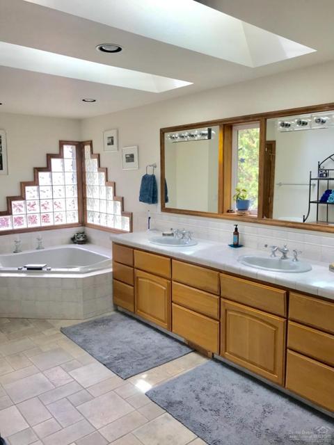 64300 Crosswinds Rd, Bend, OR 97703 photo 14