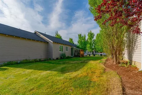 20660 Daisy Ln, Bend, OR 97702 photo 18