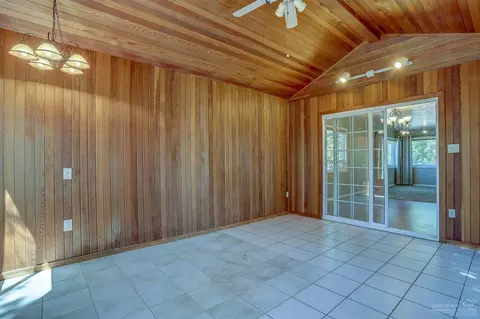 1529 SE Ramsay Rd, Bend, OR 97702 photo 9