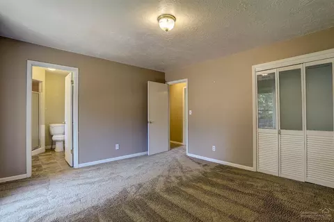 1529 SE Ramsay Rd, Bend, OR 97702 photo 12
