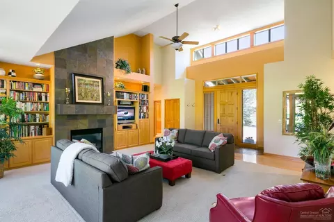 61295 Tam Mcarthur Loop, Bend, OR 97702 photo 5