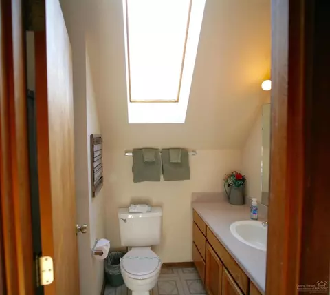 57576 White Elm Ln, Sunriver, OR 97707 photo 18
