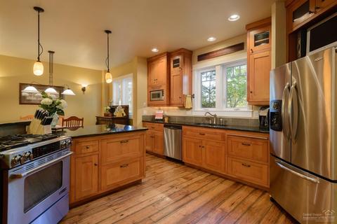 63160 Riverstone Dr, Bend, OR 97703 photo 6