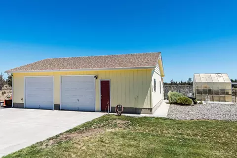 62060 Dodds Rd, Bend, OR 97701 photo 19