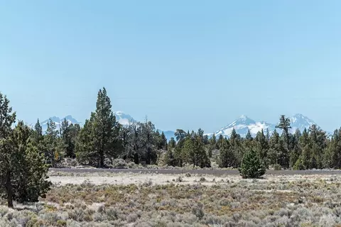 62060 Dodds Rd, Bend, OR 97701 photo 5