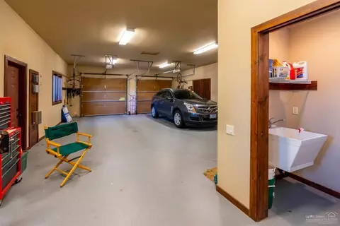 61637 Tam Mcarthur Loop, Bend, OR 97702 photo 20
