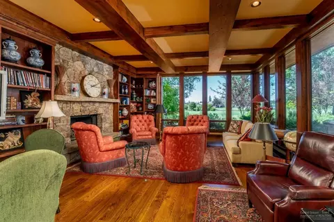 61637 Tam Mcarthur Loop, Bend, OR 97702 photo 8