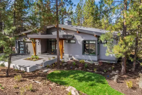 19470 Bainbridge Ct, Bend, OR 97702 photo 1