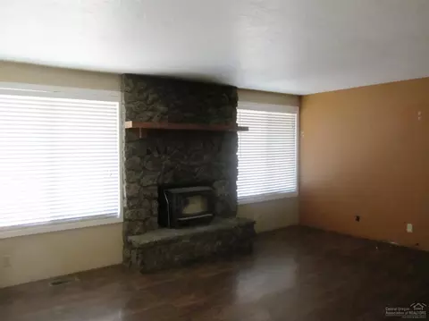 21051 Juniperhaven Ave, Bend, OR 97702 photo 12