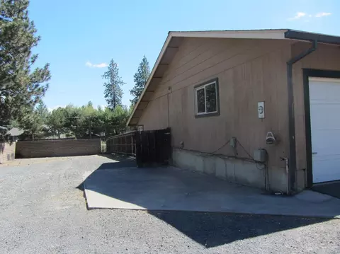 21051 Juniperhaven Ave, Bend, OR 97702 photo 23