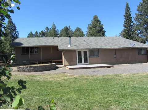 21051 Juniperhaven Ave, Bend, OR 97702 photo 4