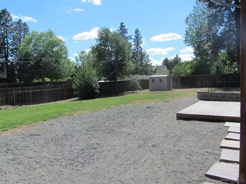 21051 Juniperhaven Ave, Bend, OR 97702 photo 5