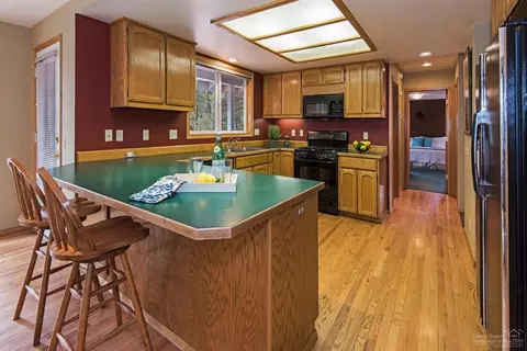 58043 Kinglet Rd, Sunriver, OR 97707 photo 5
