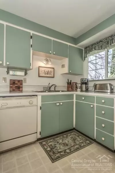 65029 97th St, Bend, OR 97703 photo 9