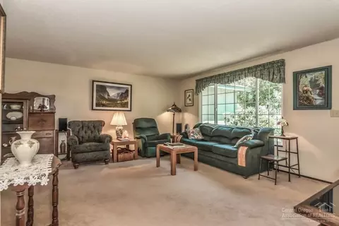 65029 97th St, Bend, OR 97703 photo 4