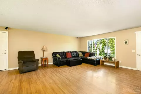 21020 Thomas Dr, Bend, OR 97702 photo 6