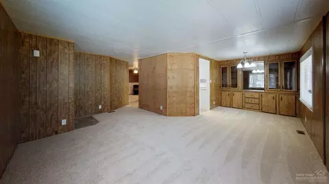61053 Springcrest Dr, Bend, OR 97702 photo 11