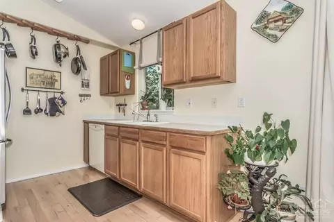 20070 Badger Rd, Bend, OR 97702 photo 8
