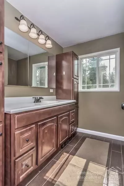 16240 Pine Drop Ln, La Pine, OR 97739 photo 20