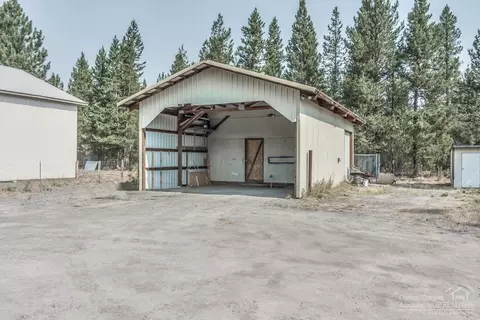 16240 Pine Drop Ln, La Pine, OR 97739 photo 3