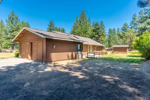 61160 Sidewinder Ln, Bend, OR 97702 photo 16