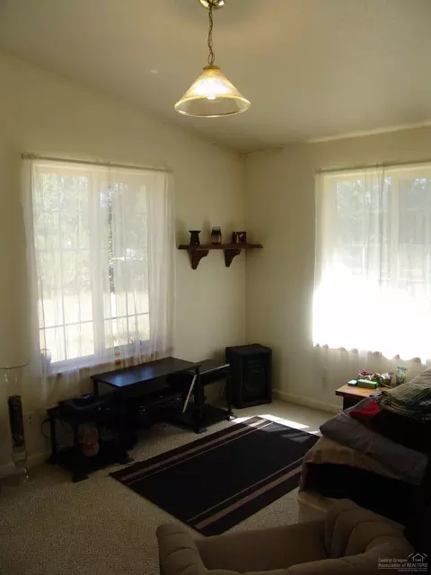 1229 Fred Mahn Rd, La Pine, OR 97739 photo 15