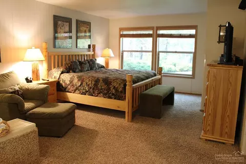 57405 Beaver Ridge Loop, Sunriver, OR 97707 photo 17
