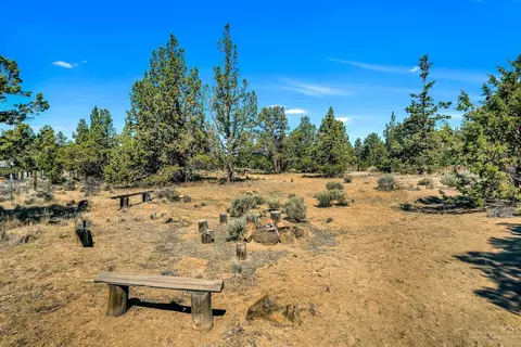 65172 85th Pl, Bend, OR 97703 photo 24