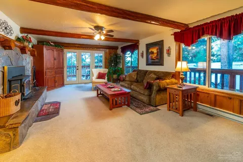 61193 Hitching Post Ln, Bend, OR 97702 photo 6