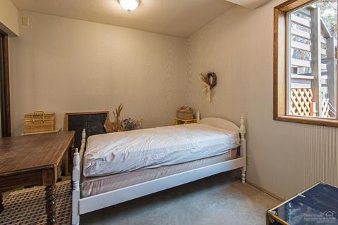 22111 Neff Rd, Bend, OR 97701 photo 13