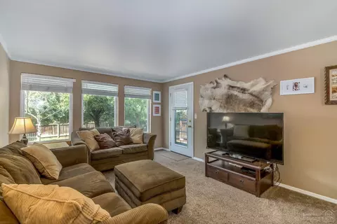 2357 NE Moonlight Dr, Bend, OR 97701 photo 10