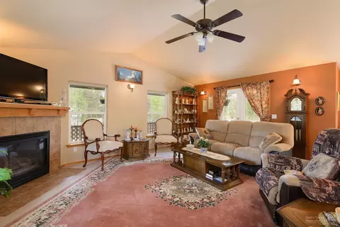 52619 Ammon Rd, La Pine, OR 97739 photo 5