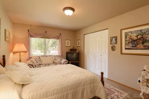 52619 Ammon Rd, La Pine, OR 97739 photo 12