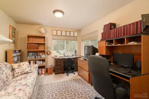 52619 Ammon Rd, La Pine, OR 97739 photo 16