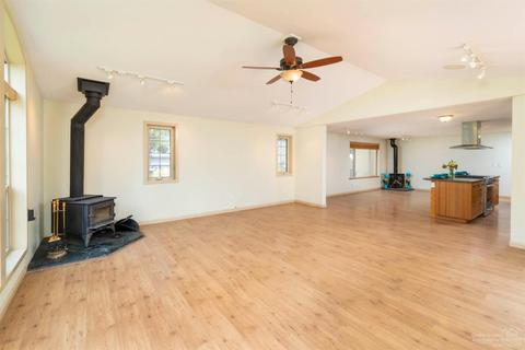 19222 Galen Rd, Bend, OR 97702 photo 11